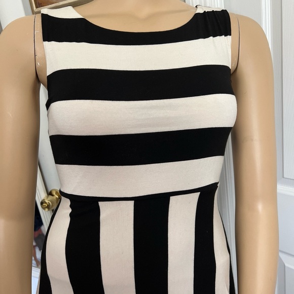 ARIELLA Striped Dress Size Large Black and Off White Sleeveless - Picture 7 of 9